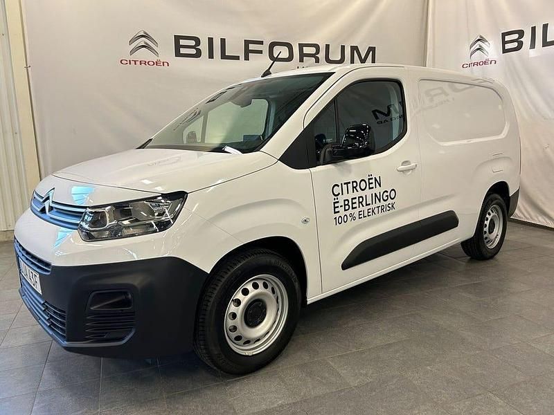 Begagnad Citroën e-Berlingo Business Class 100 kW (136 HK) 2024 Icy white Minibuss