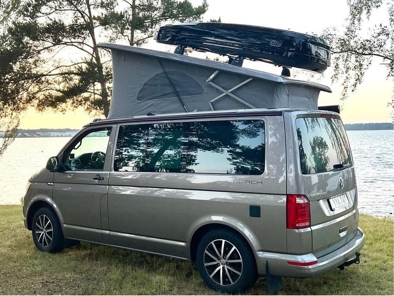 Brun Begagnad 2018 VW California Beach Van | 429 900 kr (Dyr) - Bild 1/4