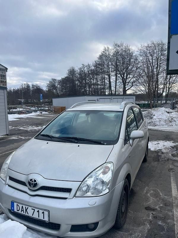 Begagnad 2006 Toyota Corolla Kombi | 22 000 kr (Superpris) - Bild 1/4