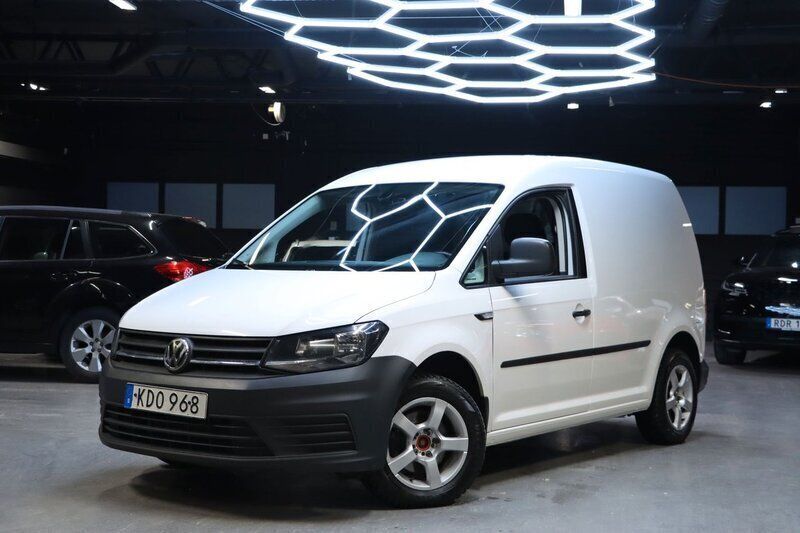 Vit Begagnad 2018 VW Caddy Minibuss | 89 900 kr (Bra pris) - Bild 1/4