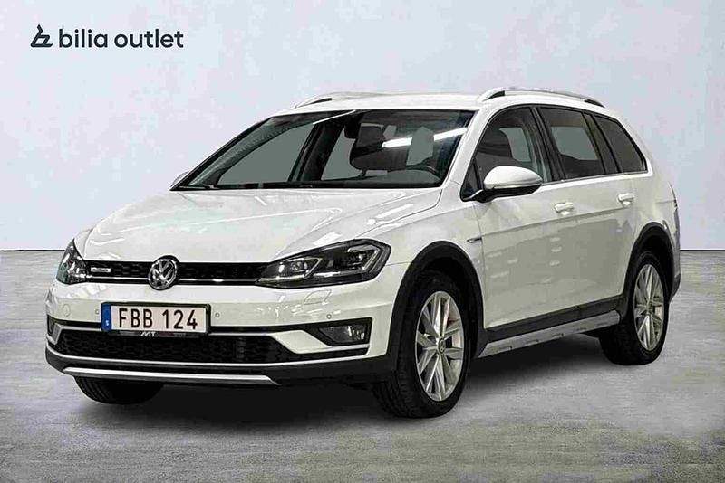 Vit Begagnad 2018 VW Golf Alltrack Kombi | 159 900 kr (Marknadspris) - Bild 1/1
