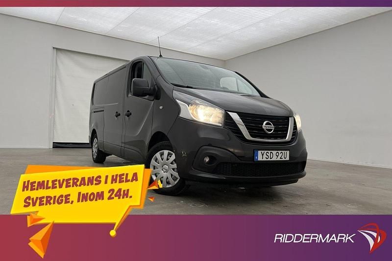 Svart Begagnad 2020 Nissan NV300 Van | 174 800 kr (Marknadspris) - Bild 1/3