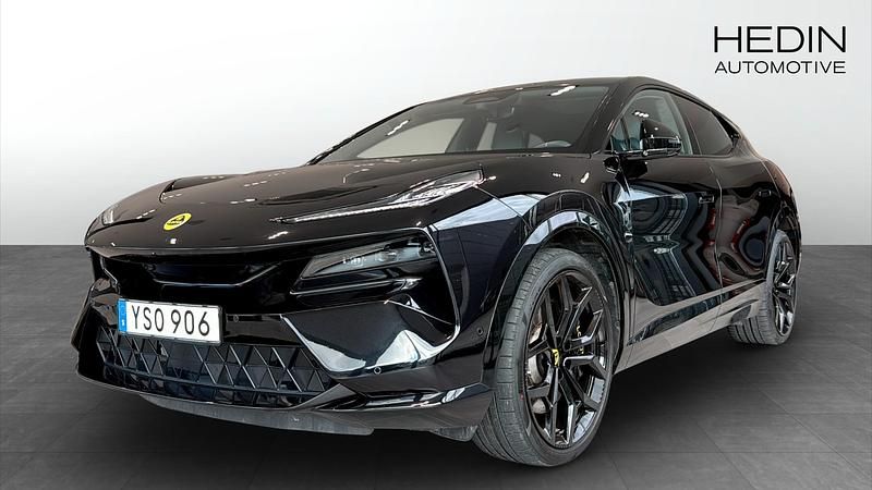 Svart (black) Begagnad 2023 Lotus Eletre SUV | 1 199 900 kr - Bild 1/4