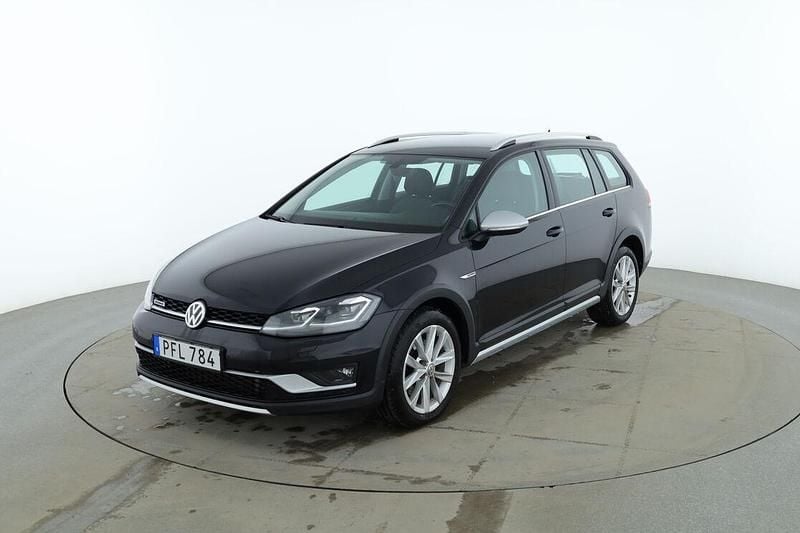 Begagnad VW Golf VII 185 HK (136 kW) 2017 Svart Kombi