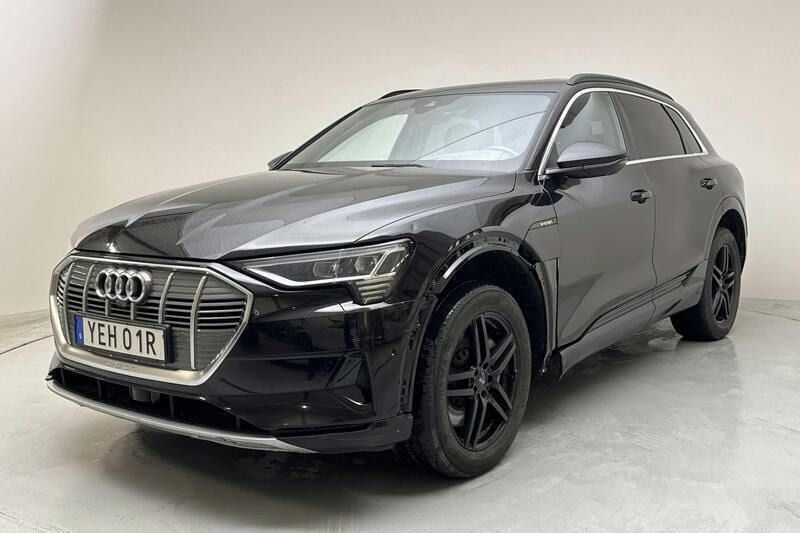 Svart Begagnad 2019 Audi e-tron Premium SUV | 270 000 kr (Superpris) - Bild 1/4