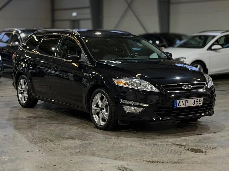Begagnad Ford Mondeo Sport 160 HK (117 kW) 2013 Svart Kombi
