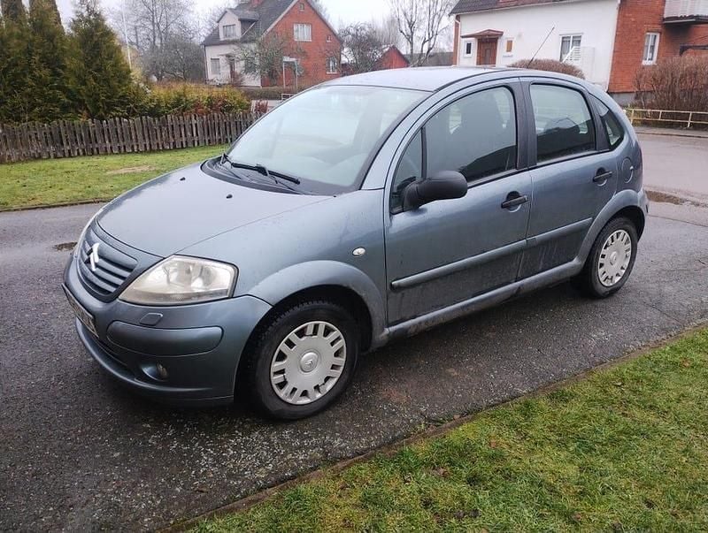 Begagnad 2008 Citroën C3 Halvkombi | 12 000 kr (Marknadspris) - Bild 1/4