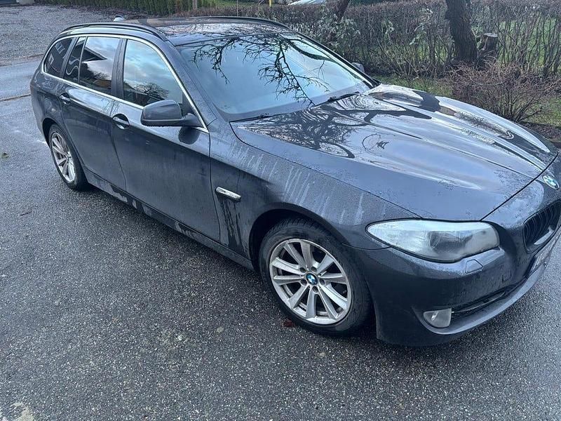 Begagnad 2013 BMW 520 Kombi | 115 000 kr (Superpris) - Bild 1/4
