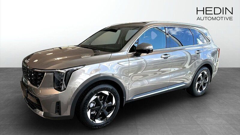Grå Ny 2024 Kia Sorento Advance SUV | 692 900 kr (Dyr) - Bild 1/4