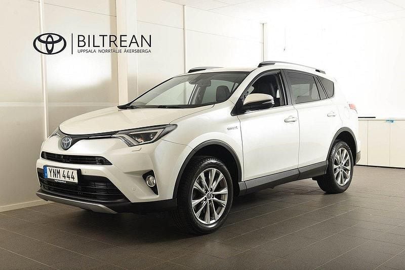 Vit Begagnad 2018 Toyota RAV4 Hybrid Executive SUV | 244 900 kr (Marknadspris) - Bild 1/4