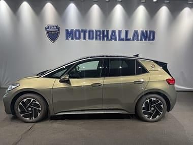 Grön Begagnad 2026 VW ID.3 Pro Performance Halvkombi | 434 900 kr - Bild 1/4
