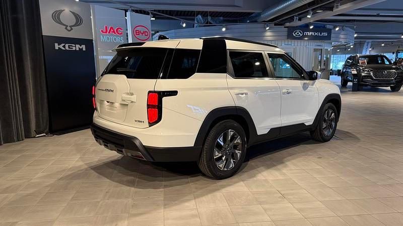 Ny Ssangyong (KGM) Torres EVX 152 kW (207 HK) 2025 Vit SUV
