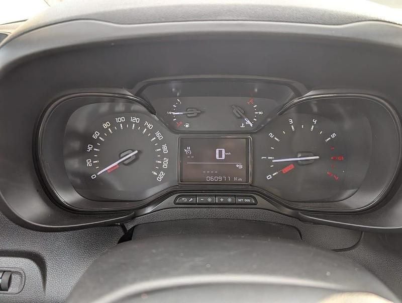 Begagnad Citroën Berlingo 131 HK (96 kW) 2020 Minibuss