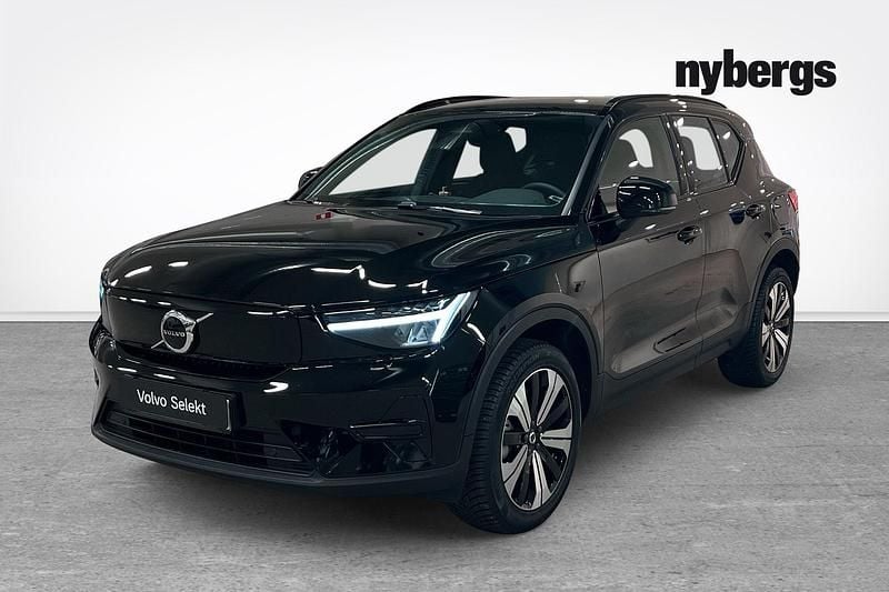 Svart Begagnad 2023 Volvo XC40 Single Motor SUV | 349 000 kr (Marknadspris) - Bild 1/4