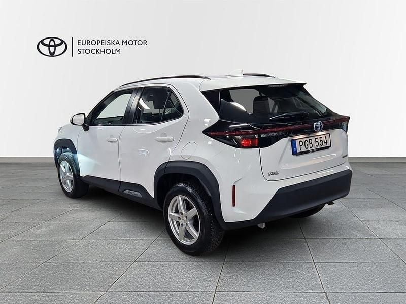Begagnad Toyota Yaris Hybrid Active 116 HK (85 kW) 2024 Vit