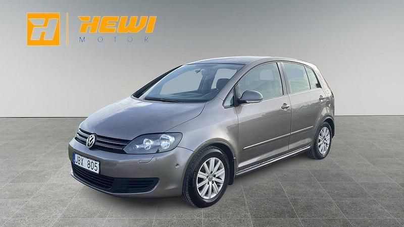 Brun Begagnad 2010 VW Golf Plus Cross Minibuss | 64 900 kr (Marknadspris) - Bild 1/4