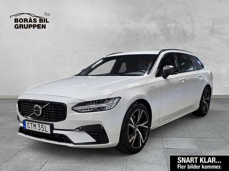 Vit Begagnad 2021 Volvo V90 R-Design Kombi | 339 000 kr (Marknadspris) - Bild 1/4