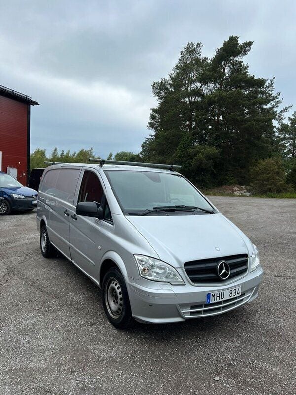 Silver Begagnad 2012 Mercedes Vito Minibuss | 94 500 kr (Marknadspris) - Bild 1/4