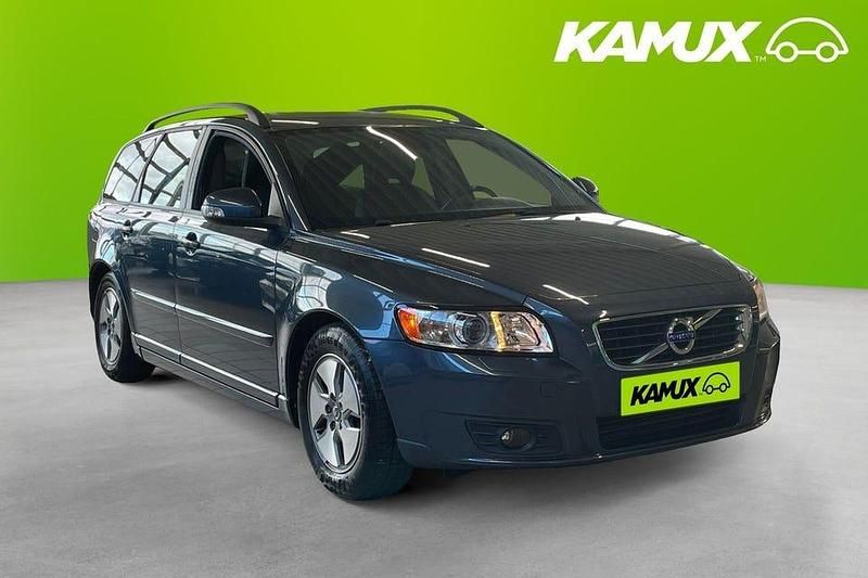 Blå Begagnad 2011 Volvo V50 Momentum Kombi | 109 900 kr (Dyr) - Bild 1/4
