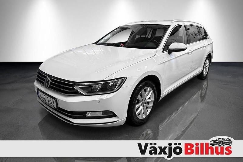 Begagnad VW Passat 150 HK (110 kW) 2018 Vit Kombi