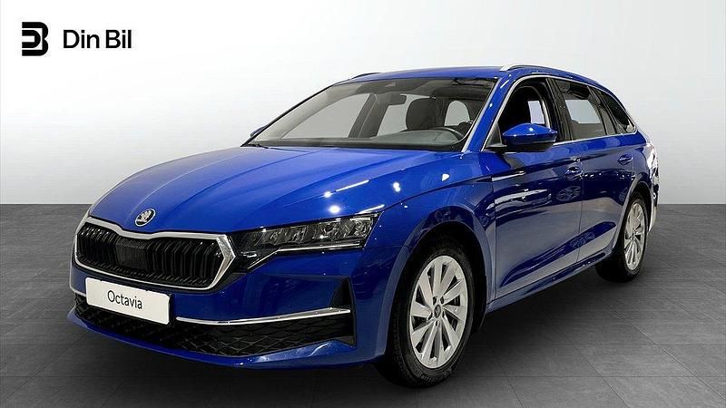 Blå (energy blue) Begagnad 2025 Skoda Octavia Selection Kombi | 309 900 kr (Marknadspris) - Bild 1/4