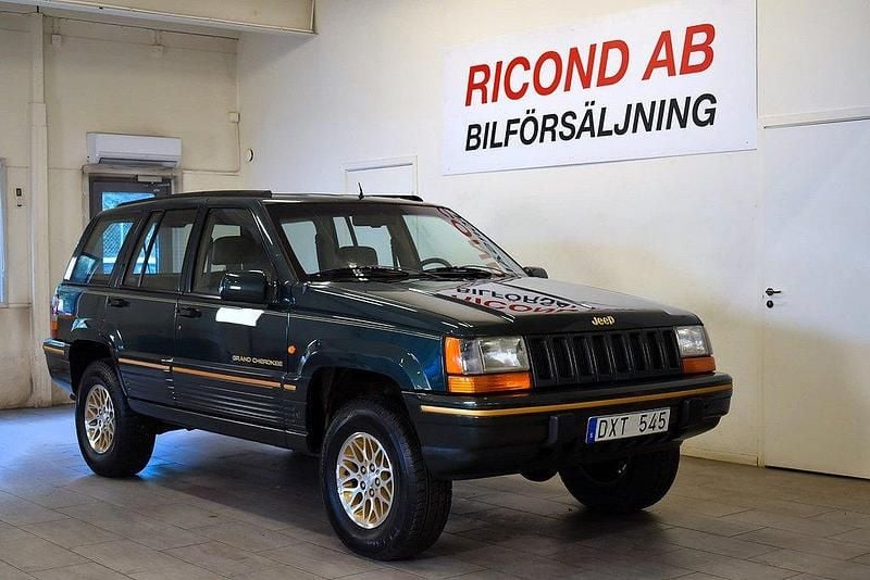Mörkgrön Begagnad 1993 Jeep Grand Cherokee Limited SUV | 109 900 kr - Bild 1/4