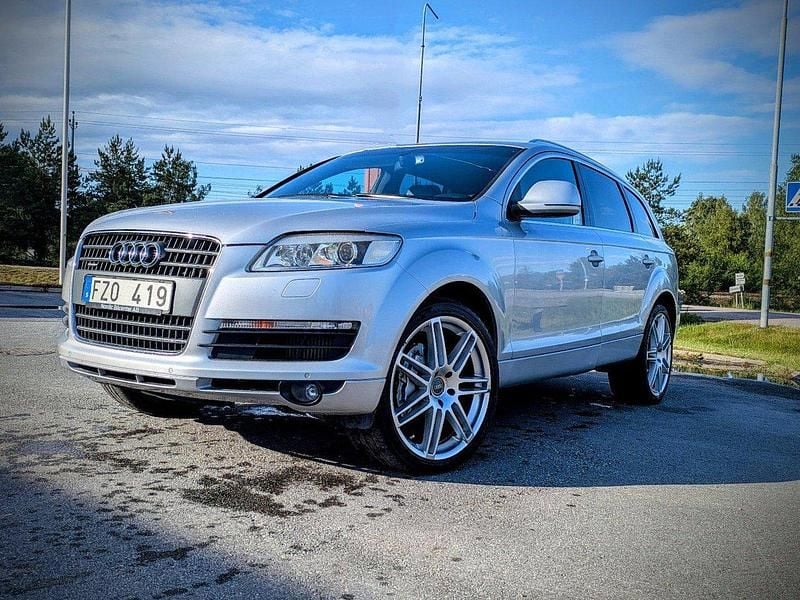 Silver Begagnad 2008 Audi Q7 SUV | 90 000 kr (Superpris) - Bild 1/4