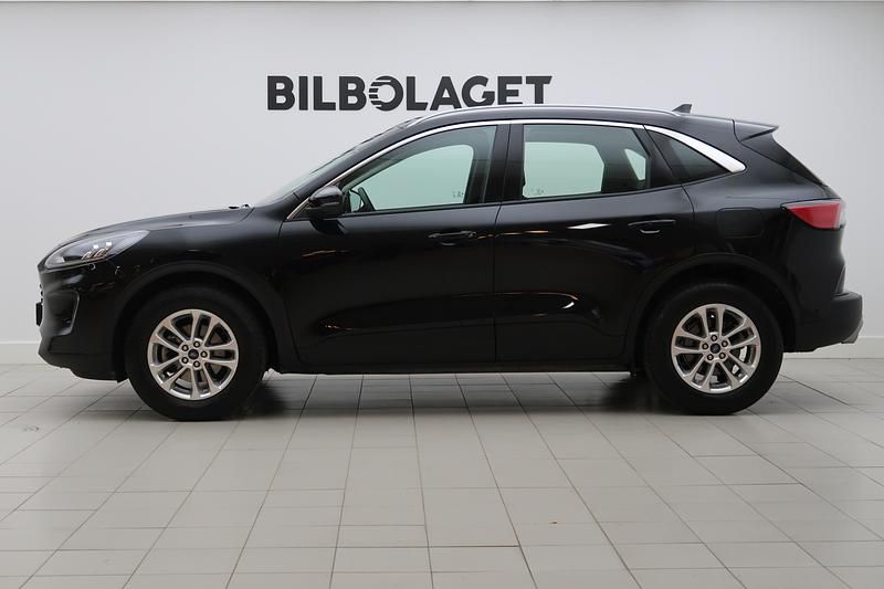 Begagnad Ford Kuga Titanium 151 HK (111 kW) 2022 Svart SUV