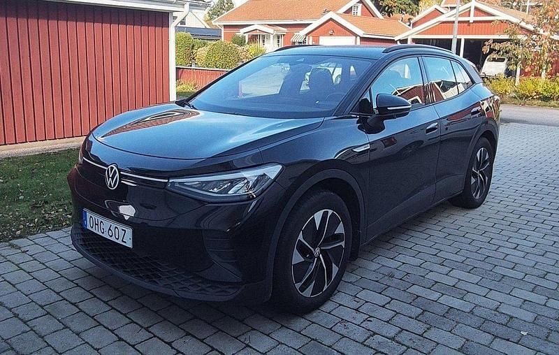 Svart Begagnad 2023 VW ID.4 Comfortline SUV | 335 000 kr (Bra pris) - Bild 1/1