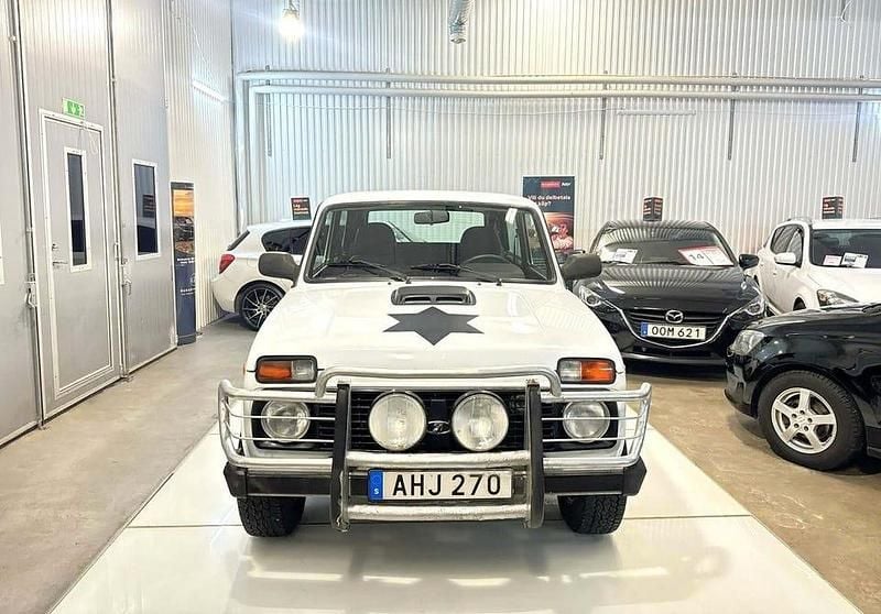 Begagnad Lada niva 83 HK (61 kW) 2014 Vit SUV