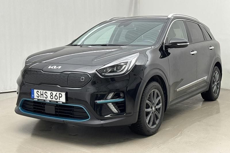 Svart Begagnad 2022 Kia e-Niro Advance SUV | 259 000 kr (Bra pris) - Bild 1/4