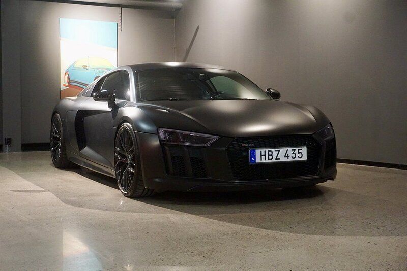 Svart Begagnad 2018 Audi R8 Coupé Advanced Sportkupé | 1 350 000 kr - Bild 1/4
