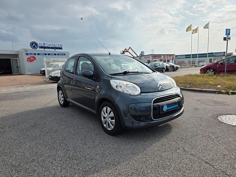 Mörkgrå Begagnad 2009 Citroën C1 Halvkombi | 33 400 kr (Dyr) - Bild 1/4