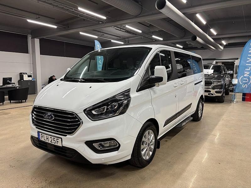 Vit Begagnad 2019 Ford Tourneo Minibuss | 319 900 kr (Marknadspris) - Bild 1/4
