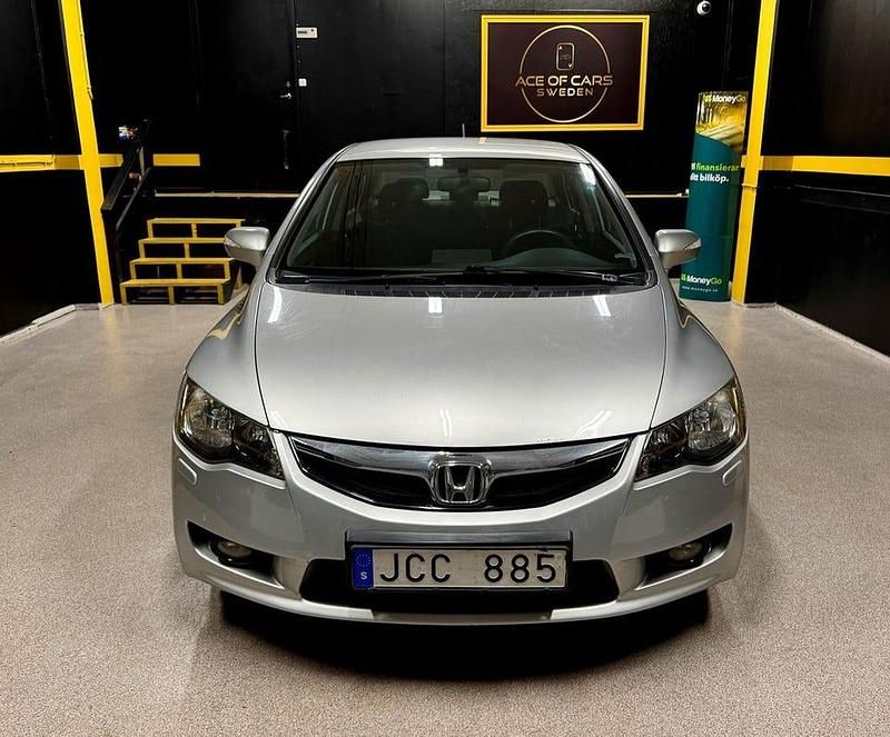 Begagnad Honda Civic Hybrid 117 HK (86 kW) 2009 Silver Sedan