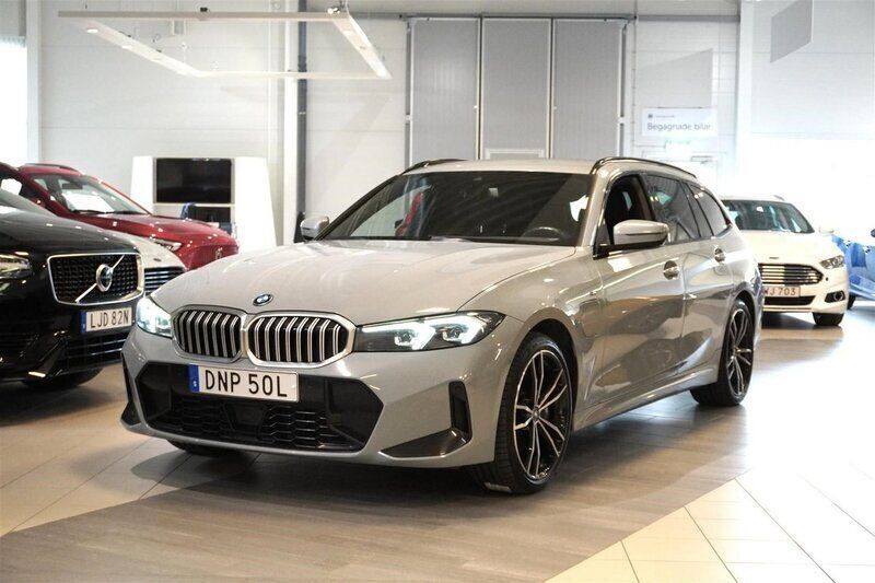 Okänd Begagnad 2023 BMW 330e M Sport Kombi | 469 900 kr (Marknadspris) - Bild 1/4