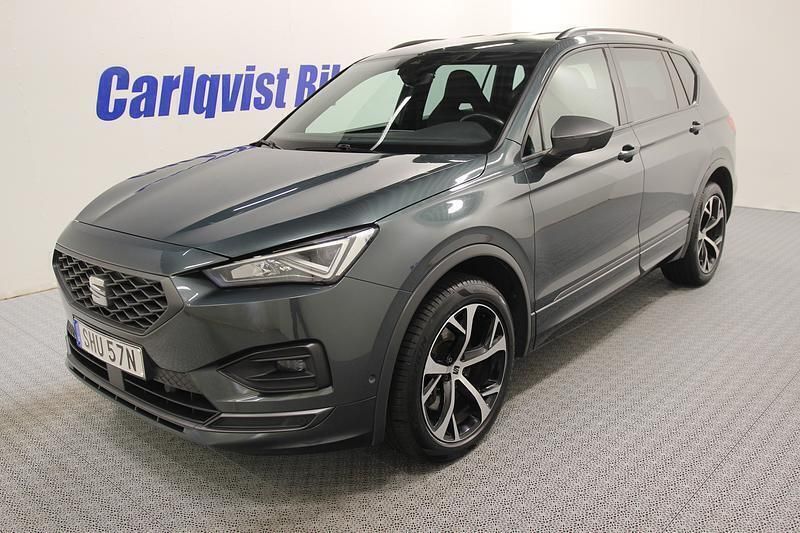 Grön metallic Begagnad 2022 Seat Tarraco FR SUV | 369 000 kr - Bild 1/4