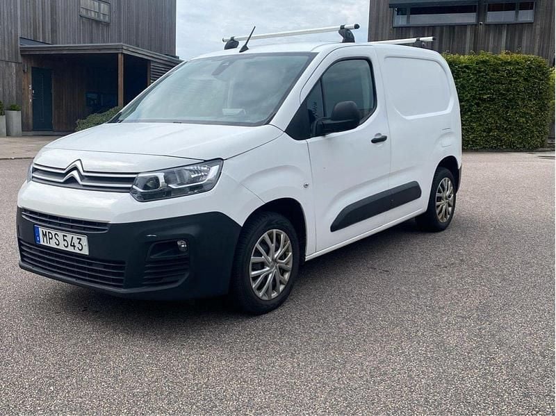 Vit Begagnad 2018 Citroën Berlingo Minibuss | 119 500 kr (Superpris) - Bild 1/4