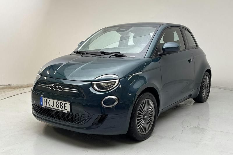 Grön Begagnad 2022 Fiat 500e | 159 000 kr - Bild 1/4