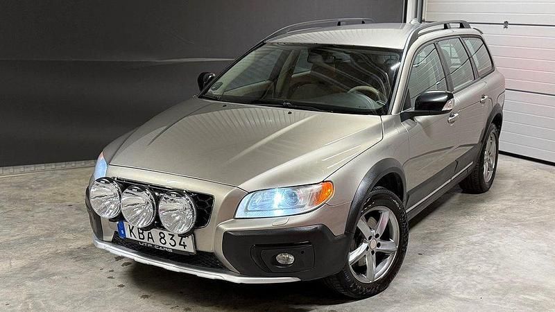 Ljusbrun Begagnad 2009 Volvo XC70 SUV | 92 800 kr - Bild 1/4