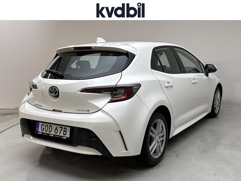 Begagnad Toyota Corolla Hybrid 2022 Vit