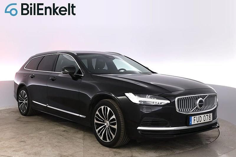 Svart Begagnad 2022 Volvo V90 Core Kombi | 328 900 kr (Bra pris) - Bild 1/4