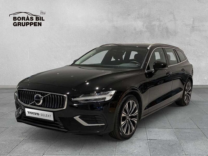 Svart Begagnad 2023 Volvo V60 Core Kombi | 379 000 kr (Marknadspris) - Bild 1/4