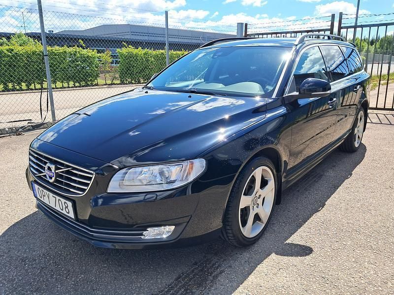 Svart Begagnad 2014 Volvo V70 Momentum Kombi | 159 000 kr (Lite dyr) - Bild 1/4