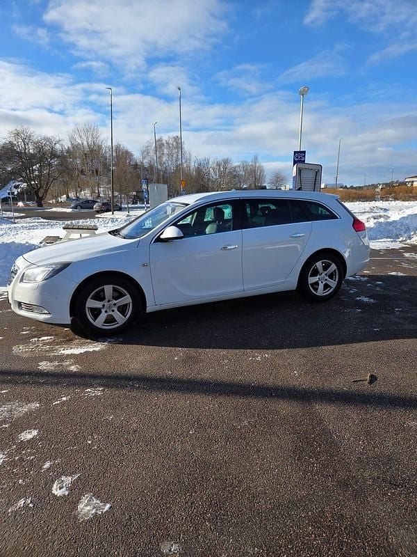 Begagnad Opel Insignia 195 HK (143 kW) 2013 Kombi