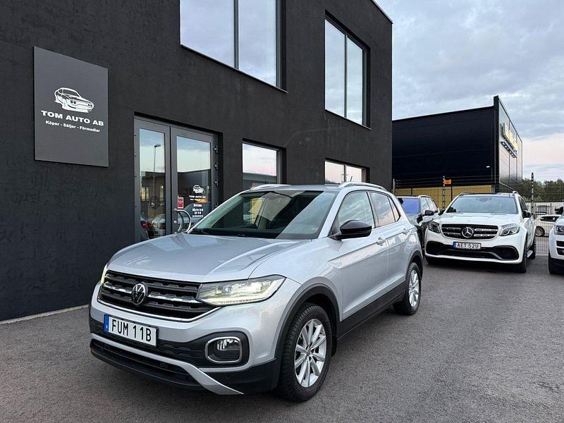 Silver Begagnad 2021 VW T-Cross GT SUV | 209 900 kr (Marknadspris) - Bild 1/4