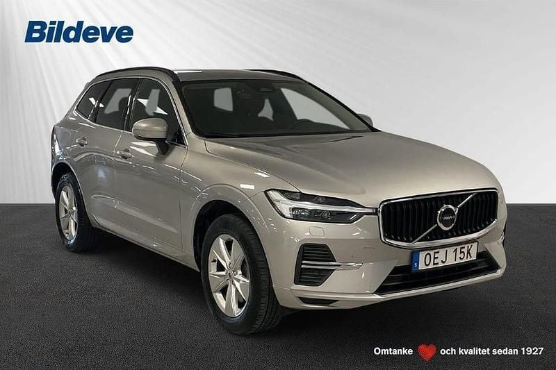 Silver Begagnad 2022 Volvo XC60 Core SUV | 359 900 kr (Superpris) - Bild 1/4