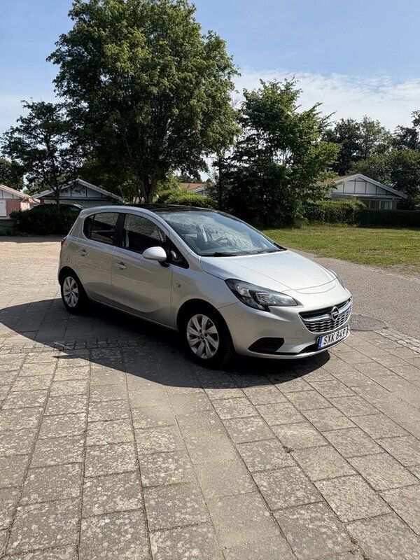 Grå Begagnad 2016 Opel Corsa Enjoy Halvkombi | 68 800 kr (Marknadspris) - Bild 1/4