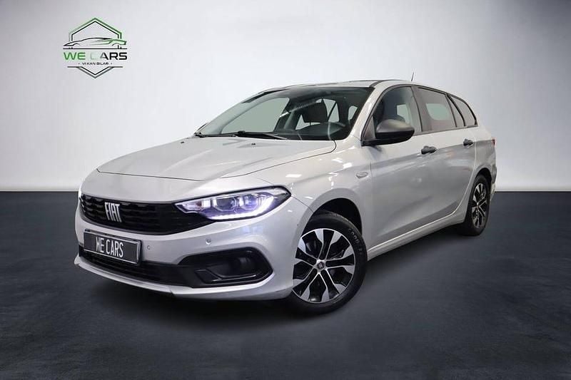 Grå Begagnad 2021 Fiat Tipo Kombi | 129 700 kr (Marknadspris) - Bild 1/4