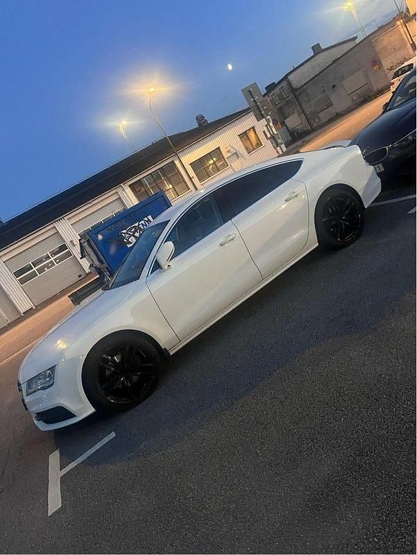 Begagnad 2012 Audi A7 Sportback Halvkombi | 138 000 kr (Bra pris) - Bild 1/4
